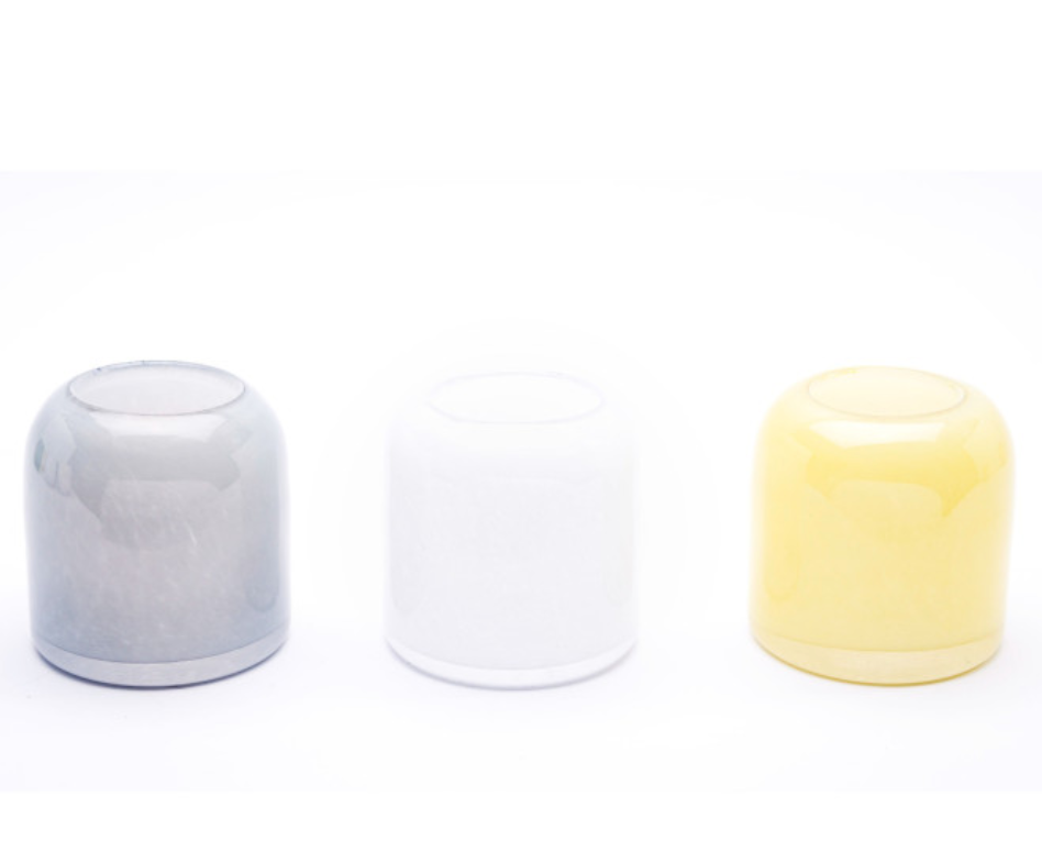Grey Hug Candle